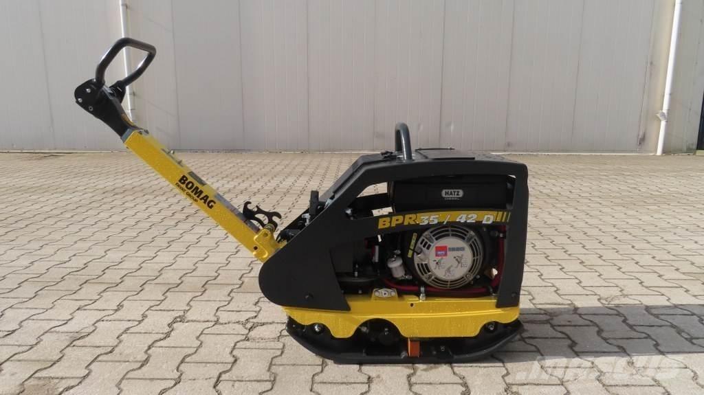 Bomag BPR 35/42D دكاكات أفقية