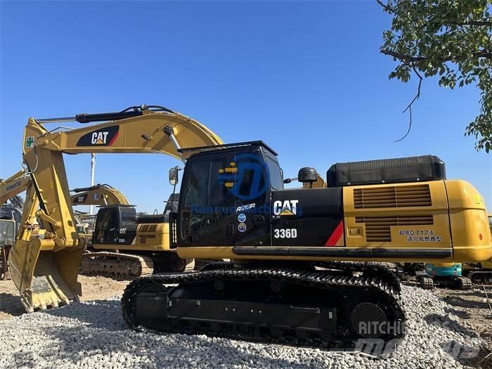 CAT 336 D حفارات زحافة