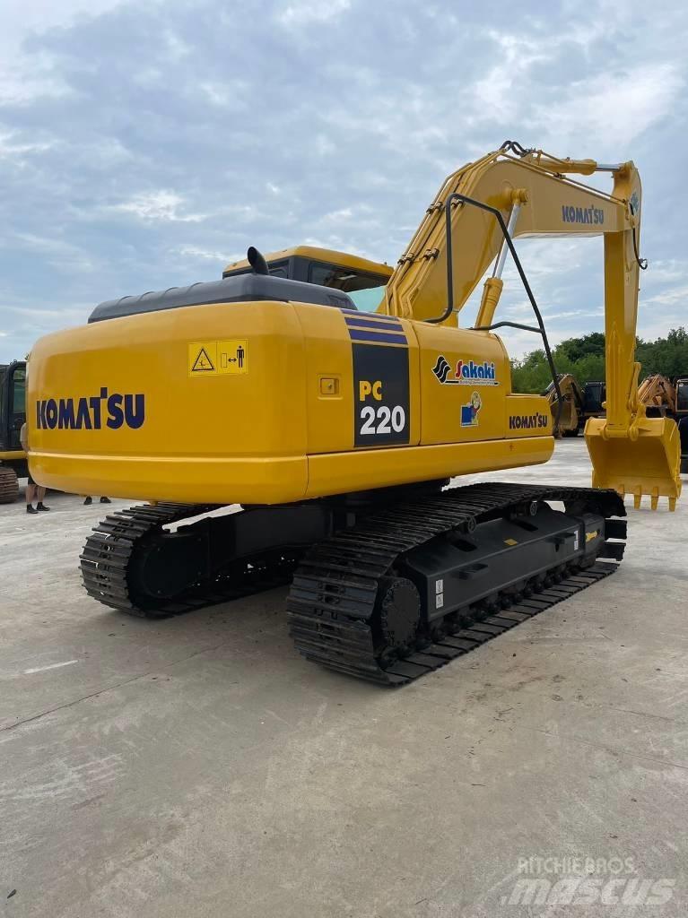 Komatsu pc220-7 حفارات زحافة
