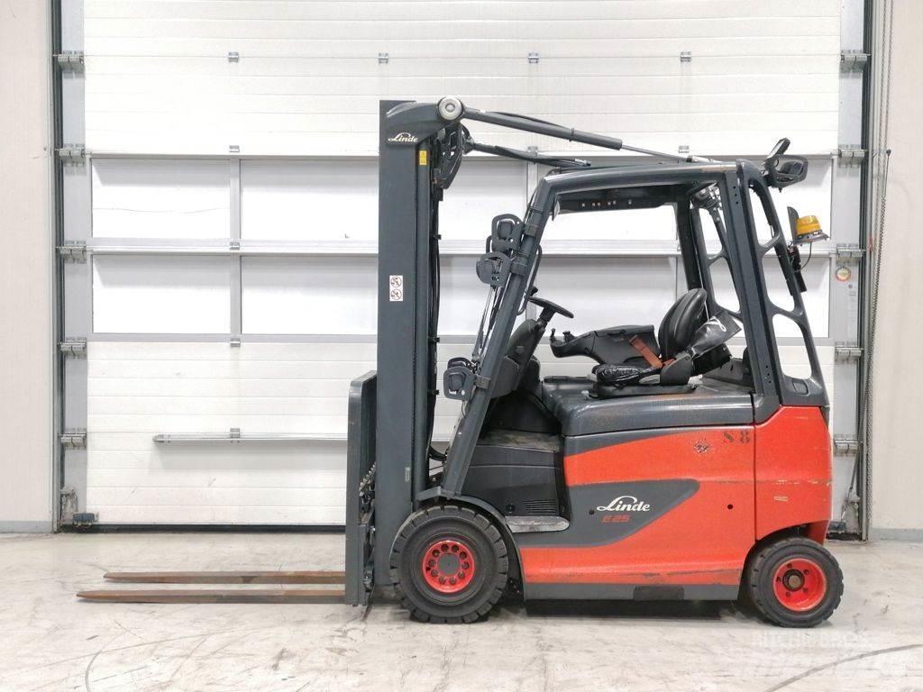 Linde E25H-01/600 شاحنات ذات رافعات شوكية تعمل بالكهرباء