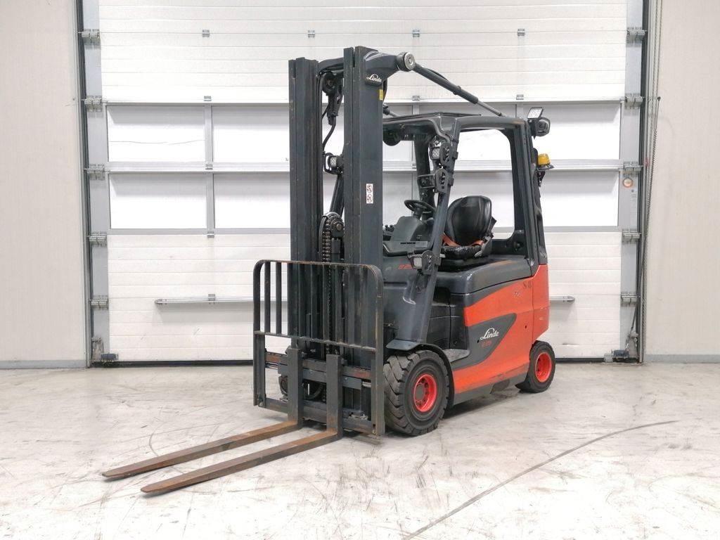 Linde E25H-01/600 شاحنات ذات رافعات شوكية تعمل بالكهرباء