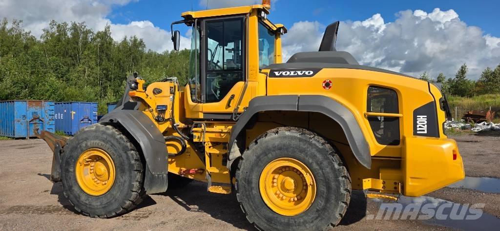 Volvo L 120 H لوادر بعجل