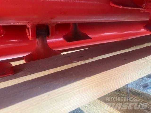 Maschio Brava 250 L جزازات وأغطية المراعي