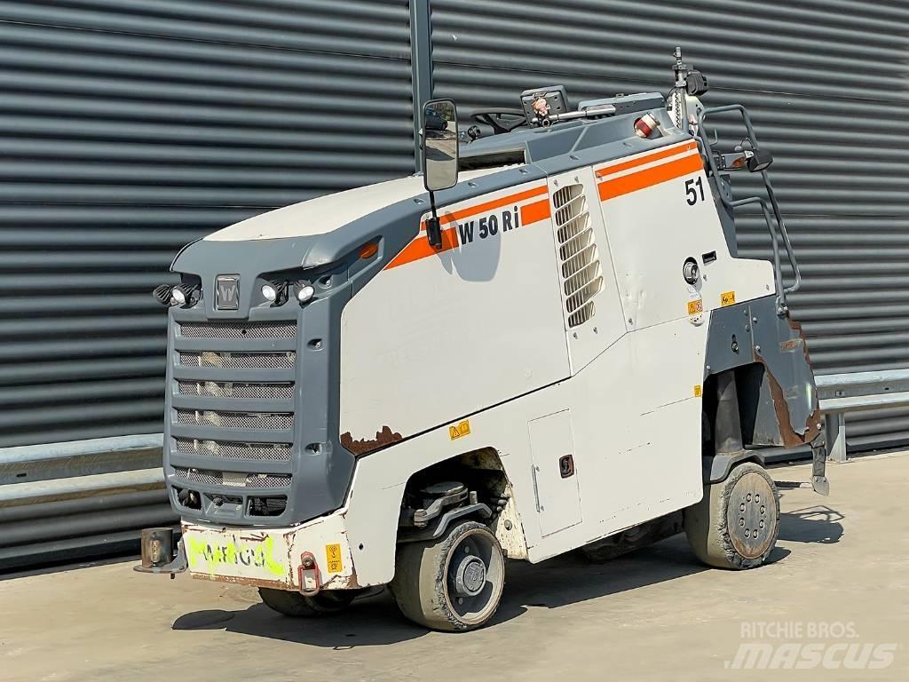 Wirtgen W 50 RI ماكينات الكشط البارد للأسفلت