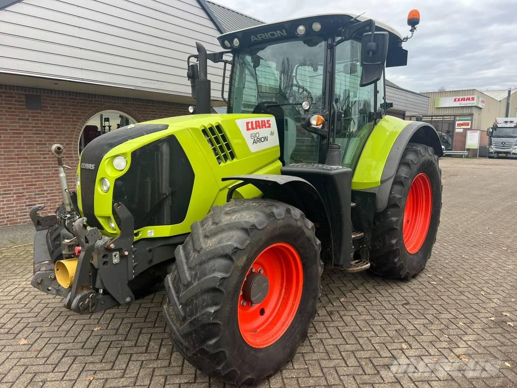 CLAAS Arion 610 CIS الجرارات