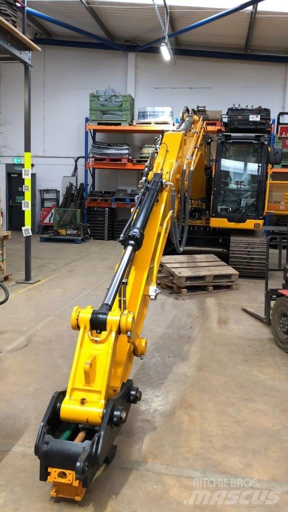 JCB 140X L SV حفارات زحافة