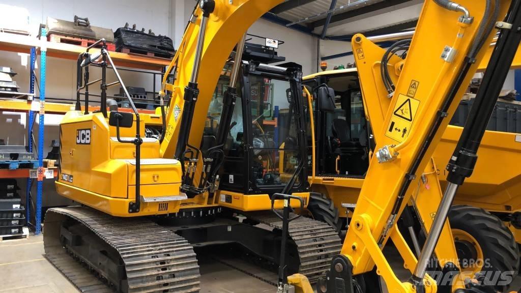 JCB 140X L SV حفارات زحافة