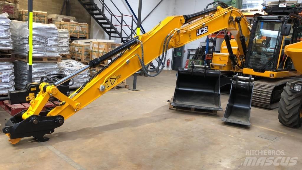 JCB 140X LC حفارات زحافة