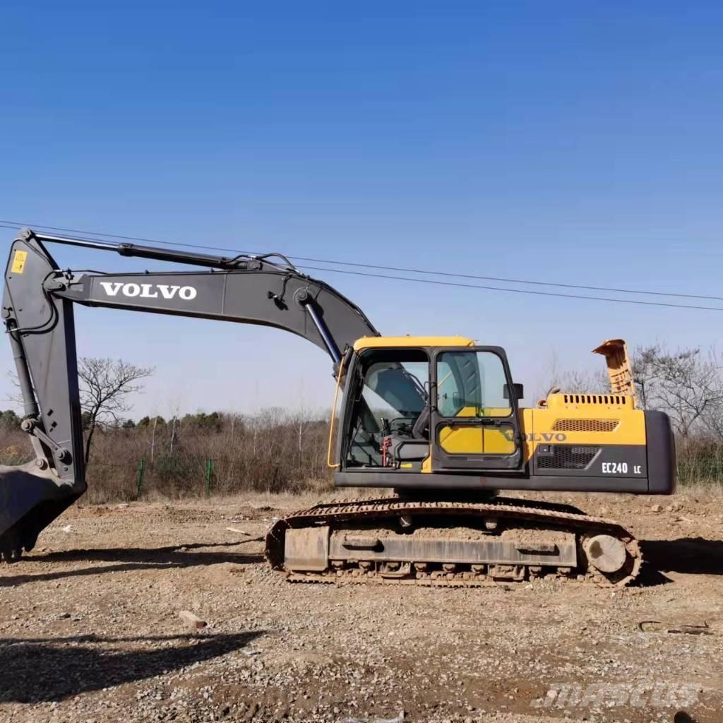Volvo EC240 حفارات زحافة