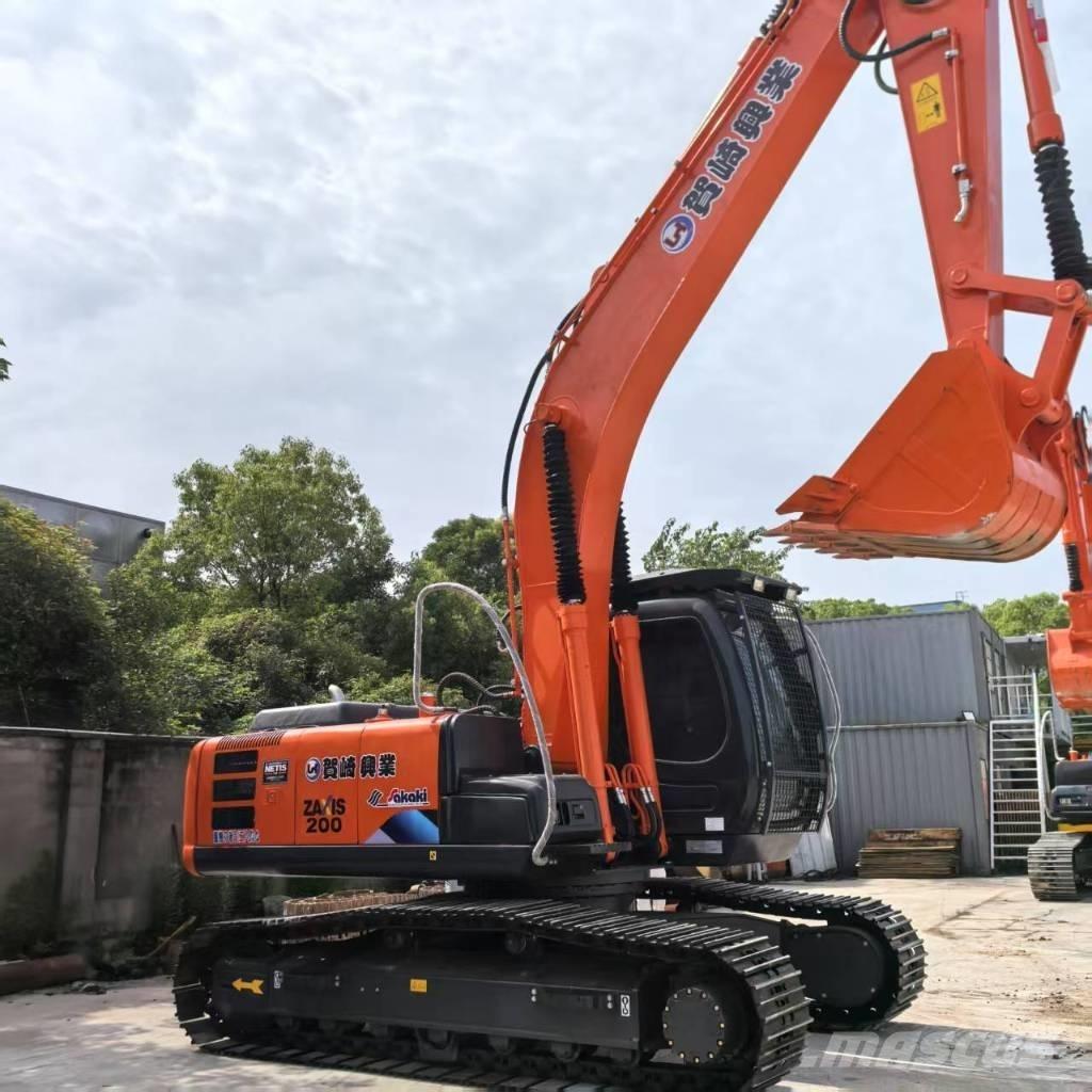 Hitachi ZX 200-3 G حفارات وسط 7 طن - 12 طن