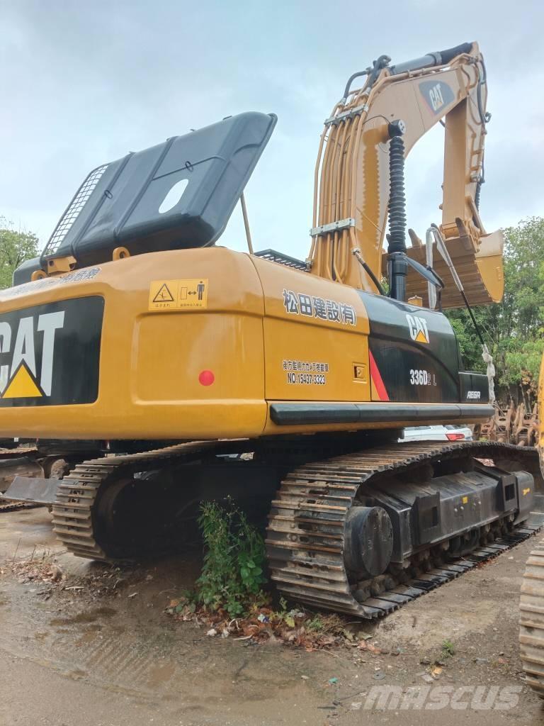 CAT 336 D حفارات زحافة