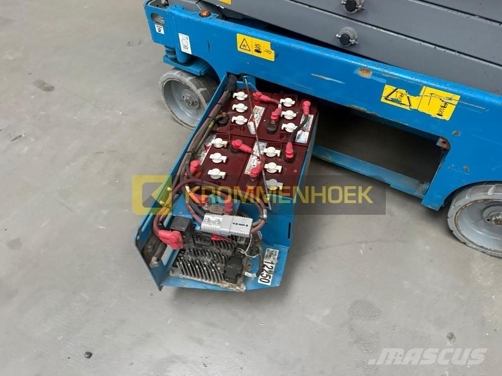 Genie GS 1932 رافعات مقصية الشكل