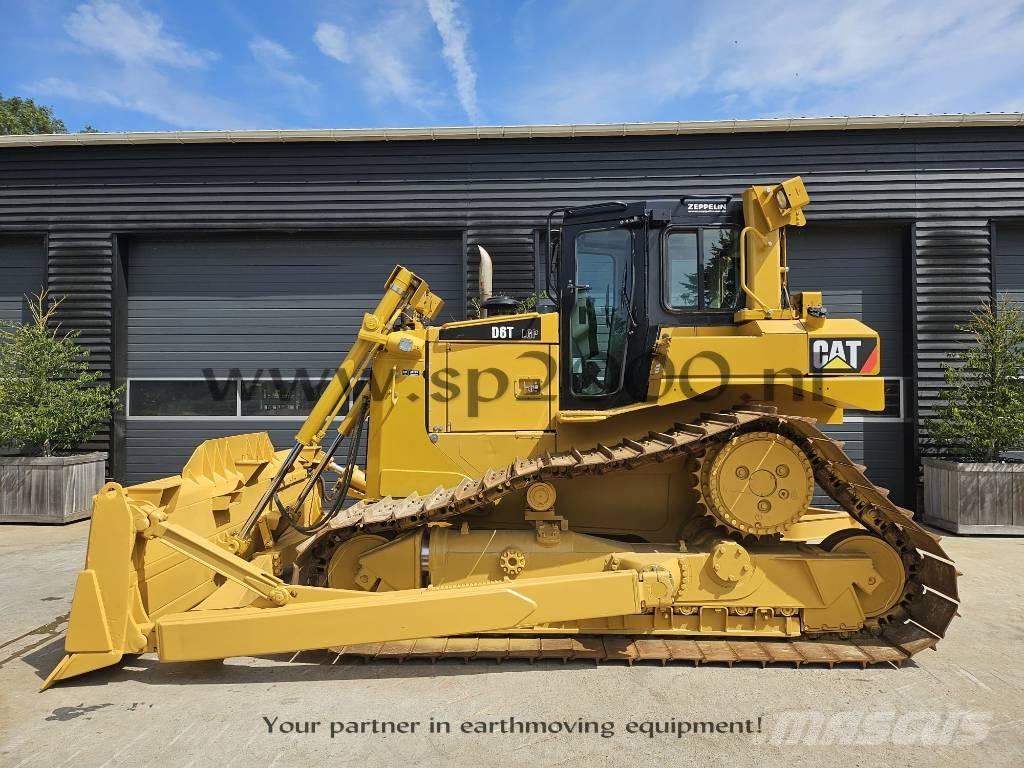 CAT D 6 T LGP بلدوزرات مجنزرة
