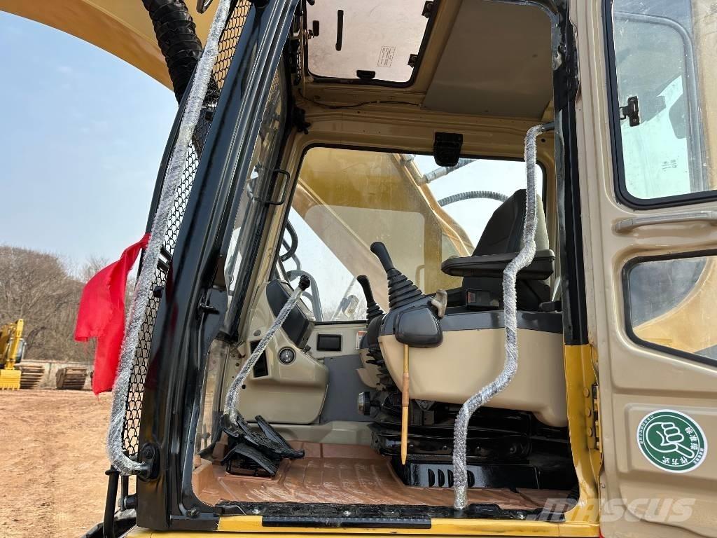 CAT 330B حفارات زحافة