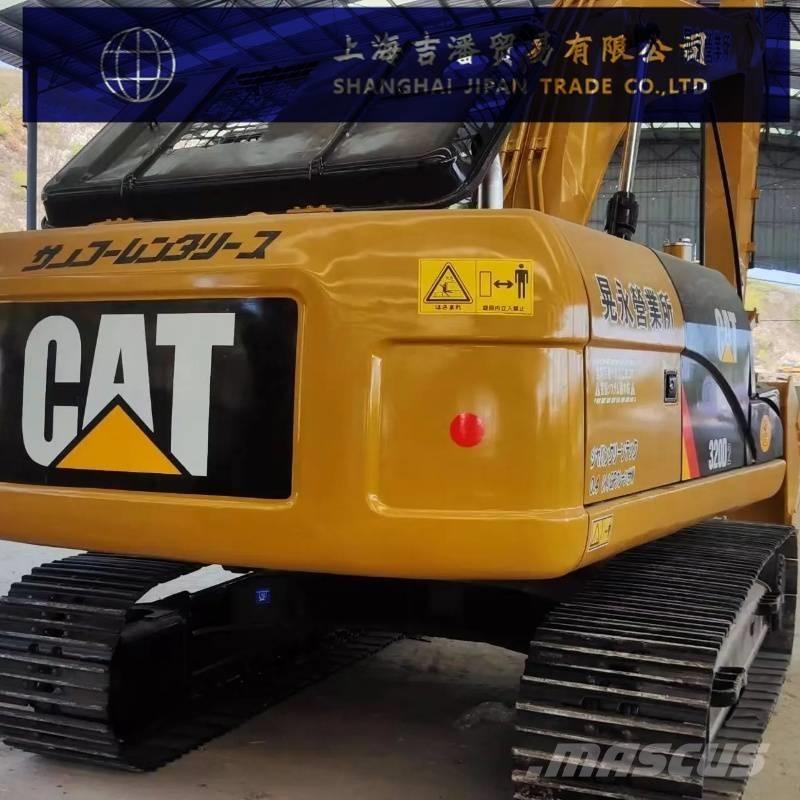 CAT 320D حفارات زحافة