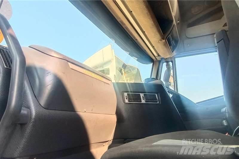 Iveco 480 شاحنات أخرى