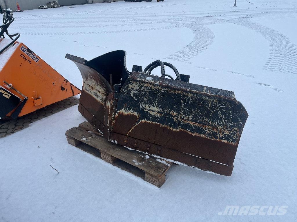 Uni-väg UV-220 كاسحات جليد