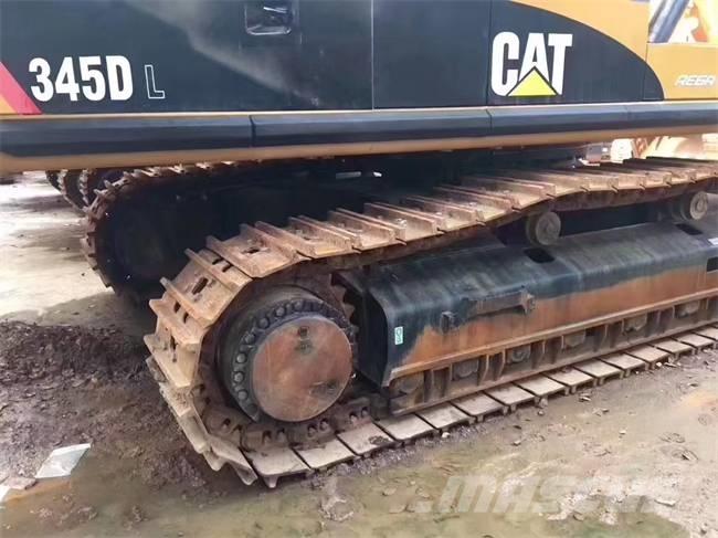 CAT 345 D L حفارات زحافة