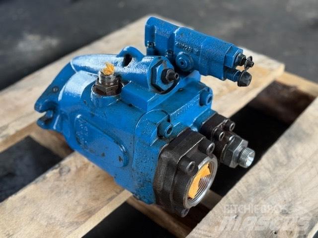 Eaton HYDRAULIC PUMP هيدروليات