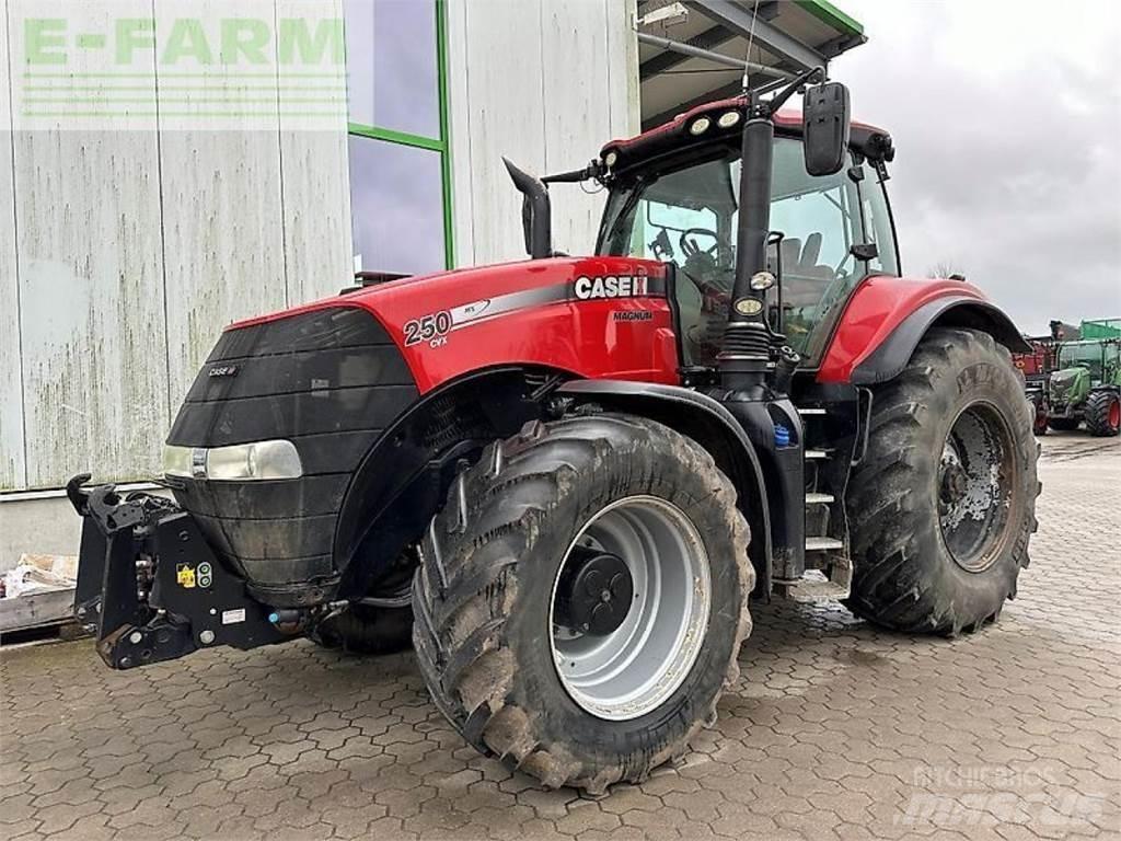 Case IH cvx 310 الجرارات