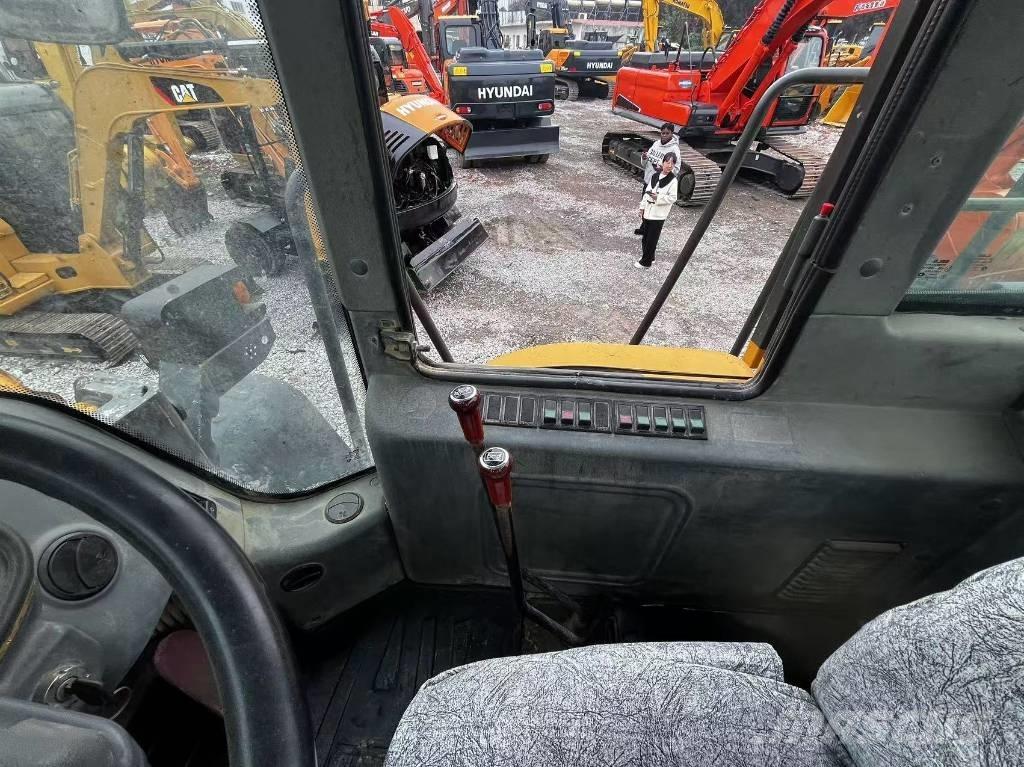 SDLG LG 953 لوادر بعجل