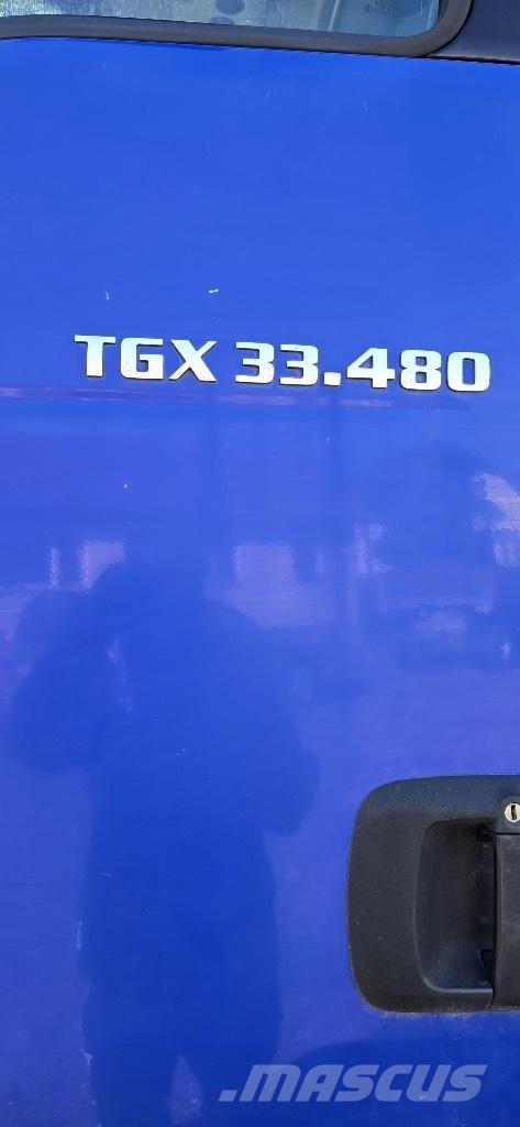MAN TGX 33.480 نصف مقطورة مسطحة منخفضة