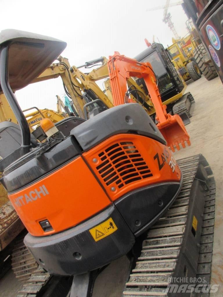 Hitachi ZX 30 U حفارات صغيرة أقل من 7 طن (حفارات صغيرة)