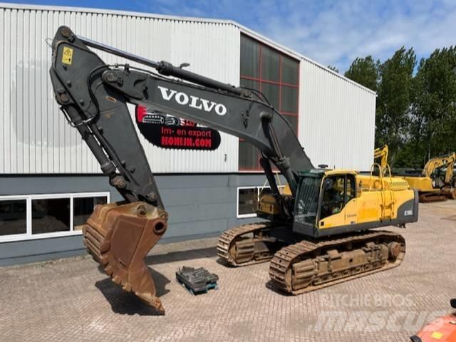 Volvo EC 700 C L حفارات زحافة