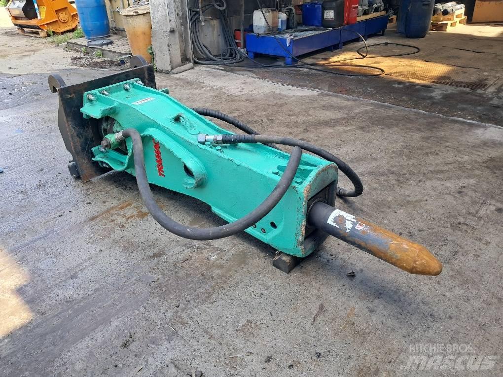 Montabert M900 مطارق / كسارات