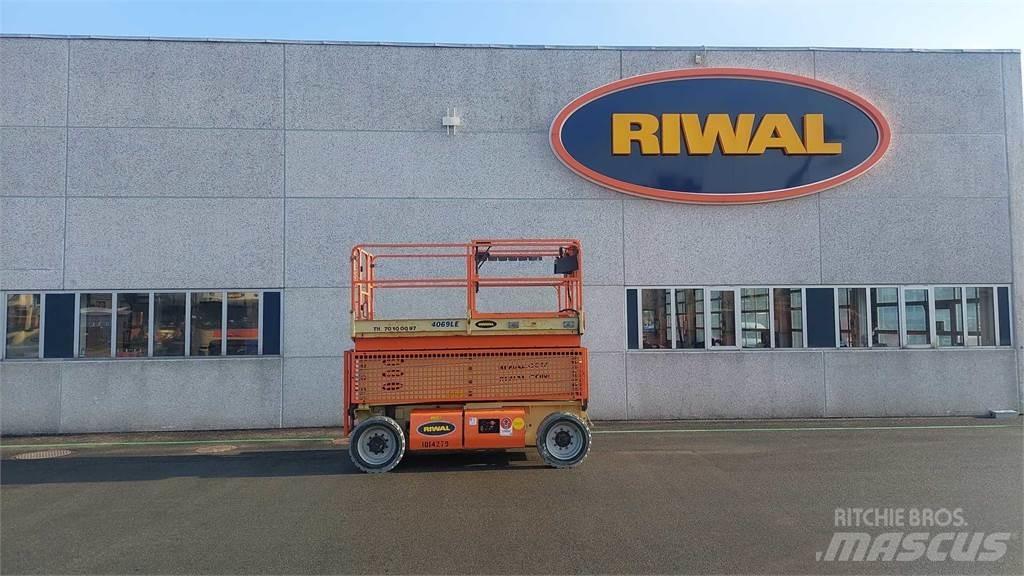 JLG 4069LE رافعات مقصية الشكل