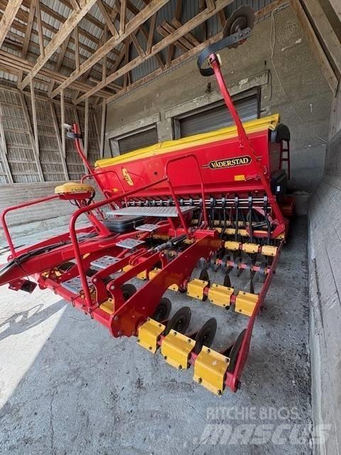 Väderstad Rapid400C مثاقيب