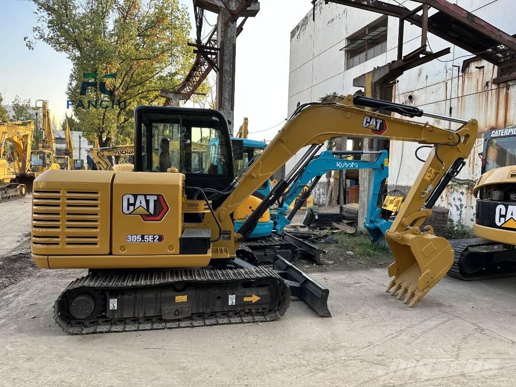 CAT 305.5 E2 حفارات صغيرة أقل من 7 طن (حفارات صغيرة)