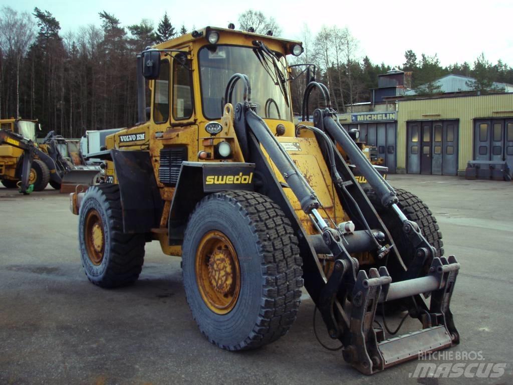 Volvo BM L 70 لوادر بعجل