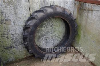 Stomil 9.5 R 32 الإطارات والعجلات والحافات