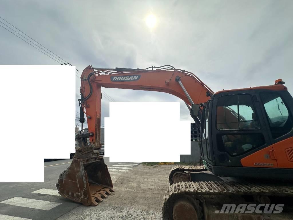 Doosan DX 300 LC-5 حفارات زحافة