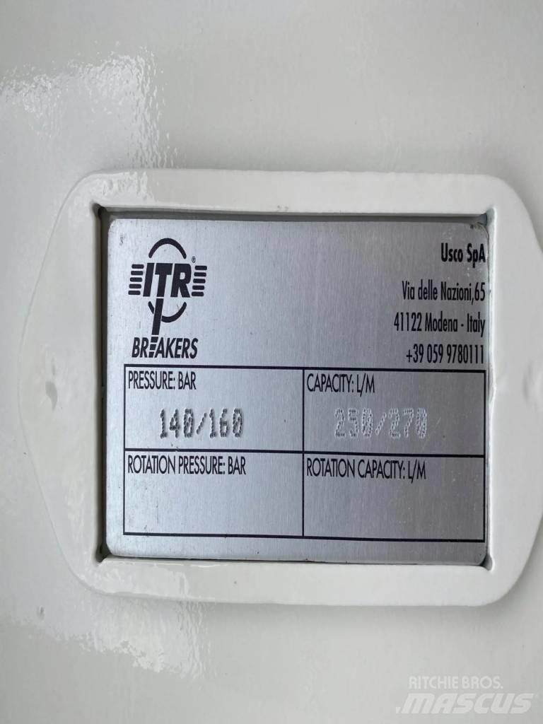 ITR UNH150 مطارق / كسارات