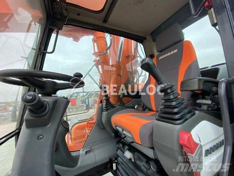 Doosan DX160W حفارات بعجل