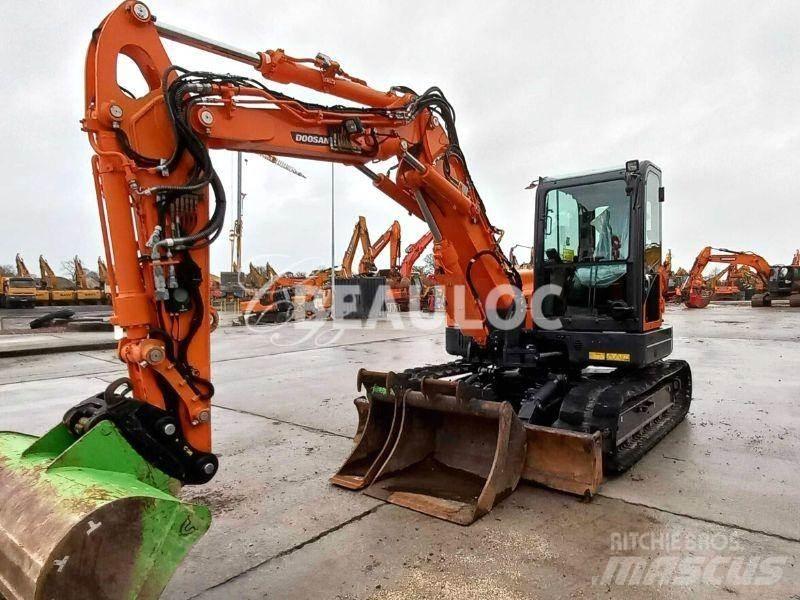 Doosan DX85R حفارات زحافة