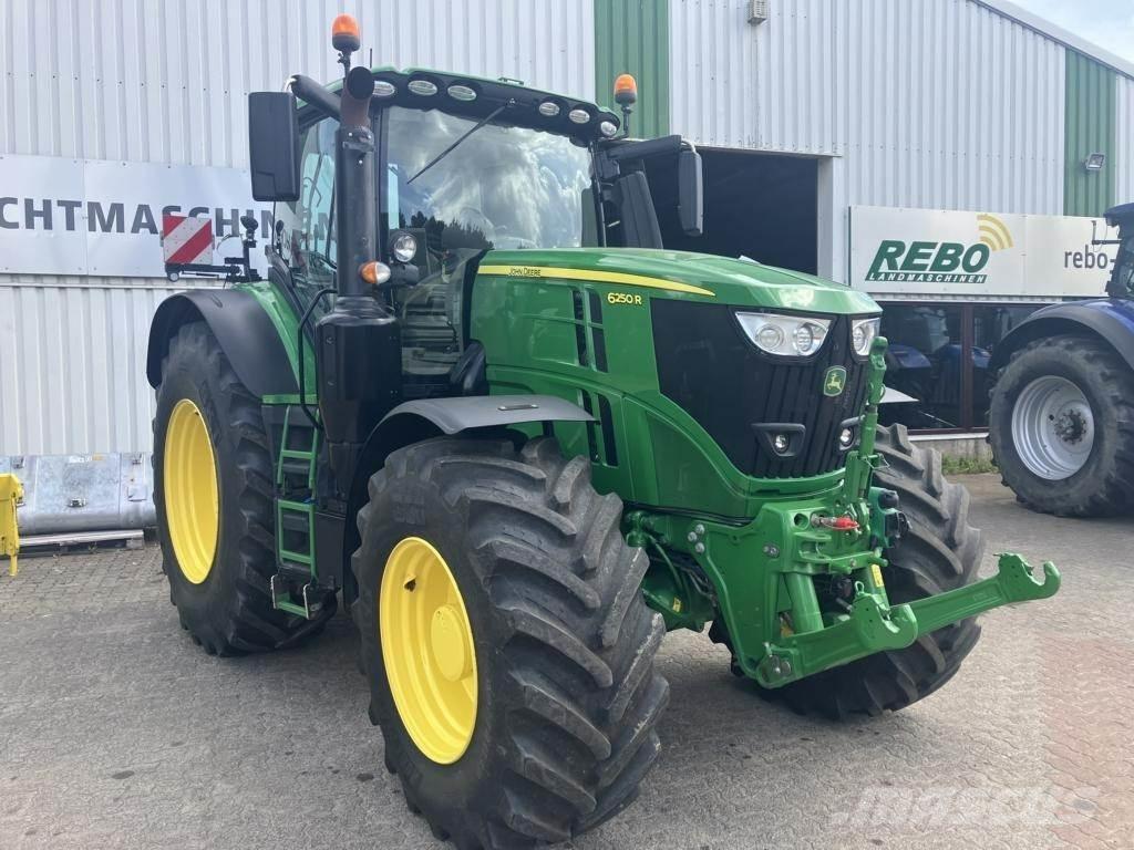 John Deere 6250R الجرارات