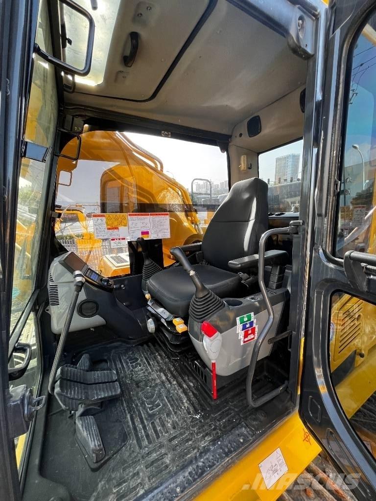 Komatsu PC 450 حفارات زحافة