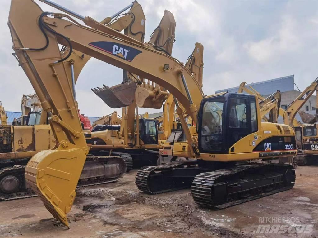 CAT 320CL حفارات زحافة