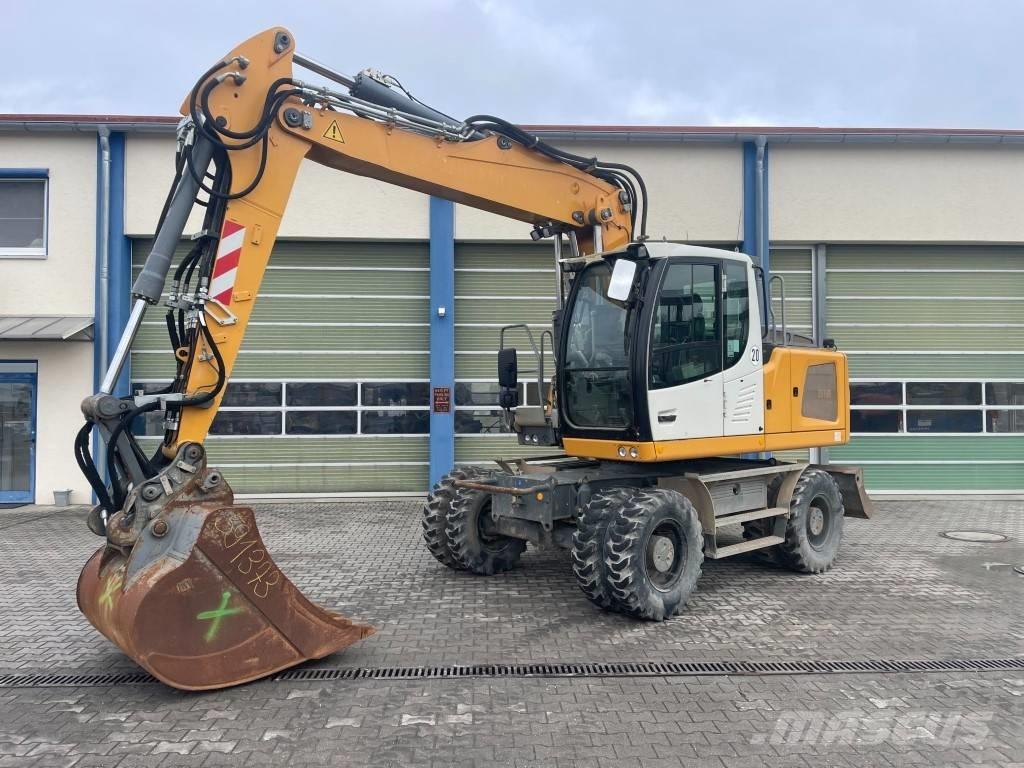 Liebherr A 918 حفارات بعجل