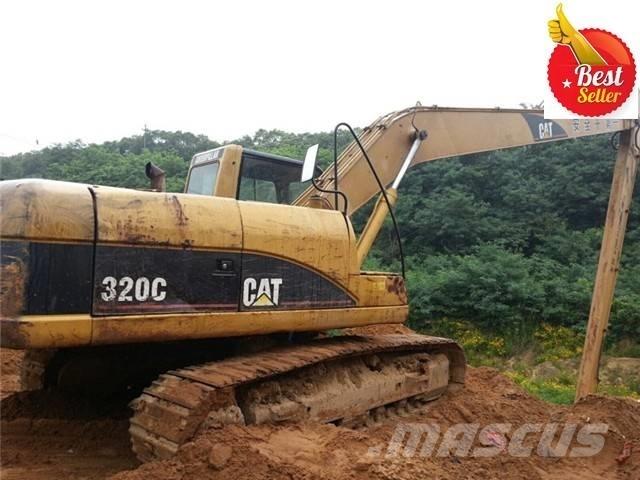 CAT 320 C حفارات زحافة