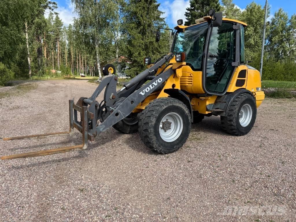 Volvo L 20 F لوادر بعجل