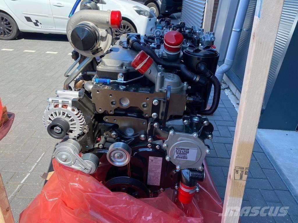 CAT C4.4 ماكينات زراعية أخرى