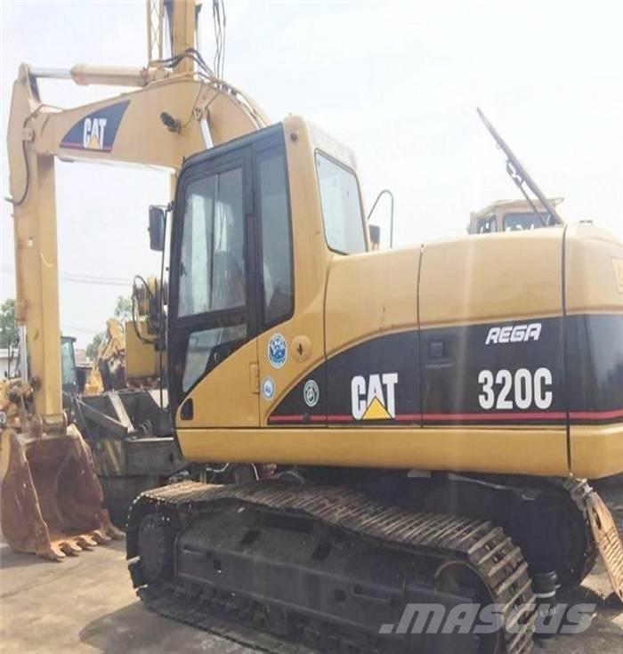 CAT 320 C حفارات زحافة