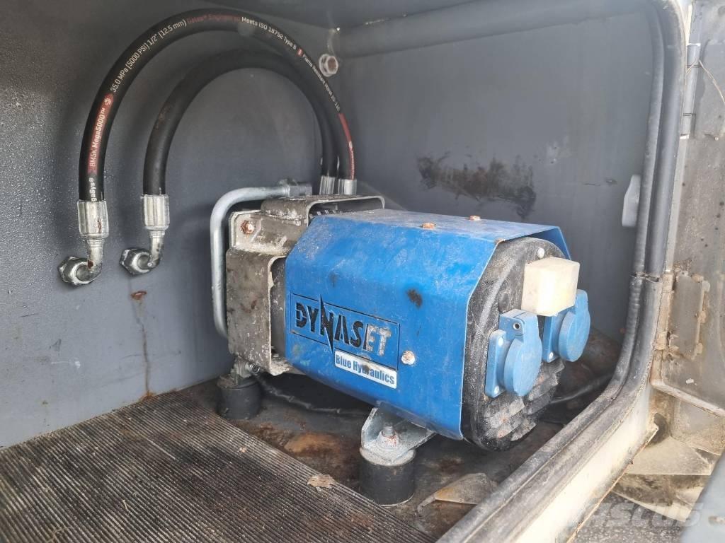 Take-Job TB295W-4 حفارات بعجل
