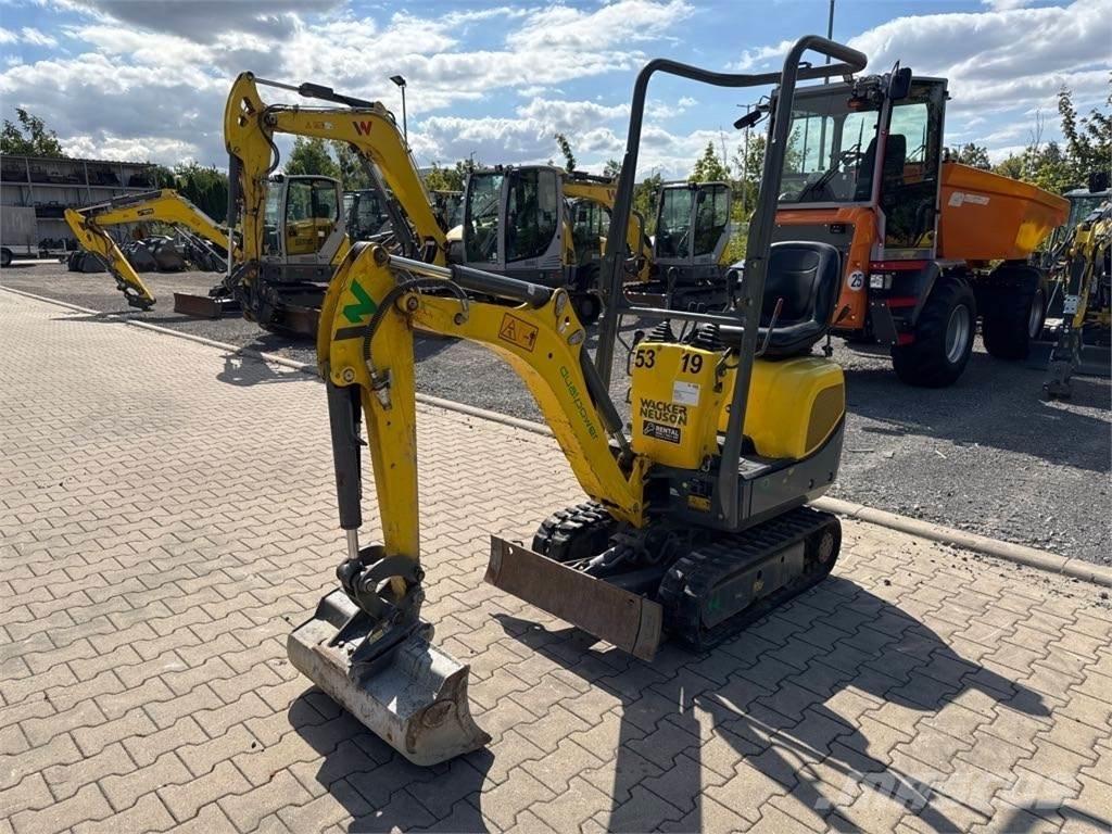 Wacker Neuson 803 حفارات زحافة