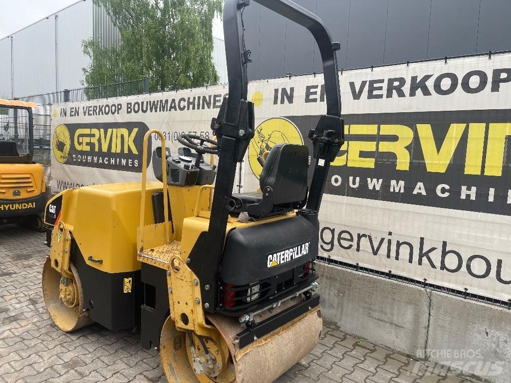 CAT CB 214 E مداحل ثنائية الاسطوانة