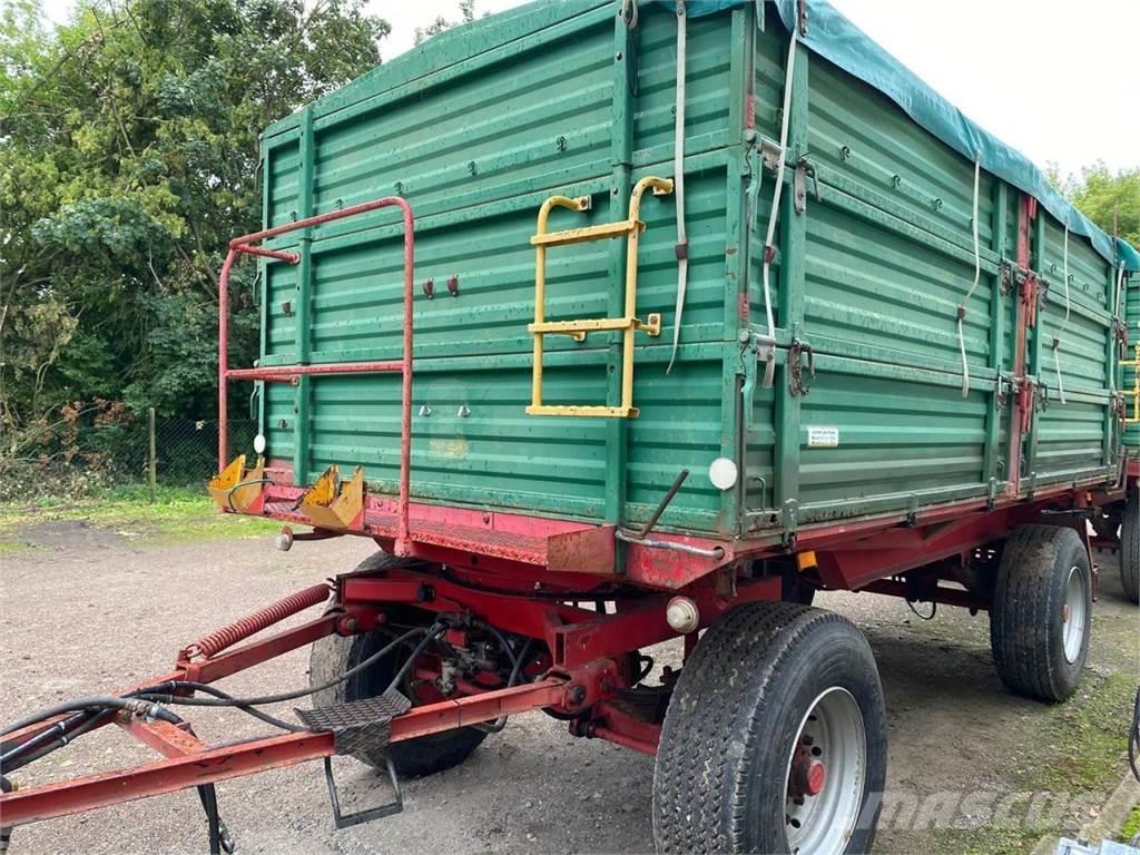 Agromet T-149 مقطورات قلابة